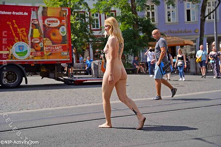 Nude in Public Nude Leaked Photo #1991