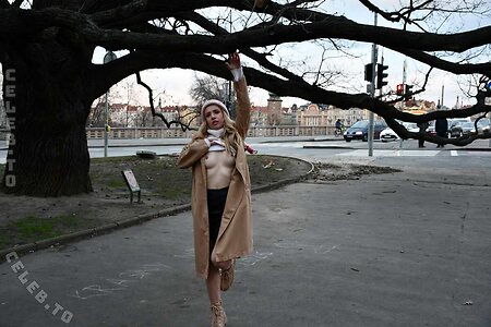 Nude in Public Nude Leaked Photo #2315