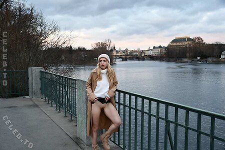 Nude in Public Nude Leaked Photo #2329