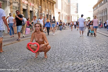 Nude in Public Nude Leaked Photo #2528