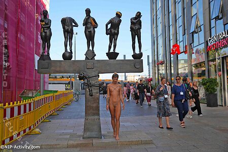 Nude in Public Nude Leaked Photo #2571