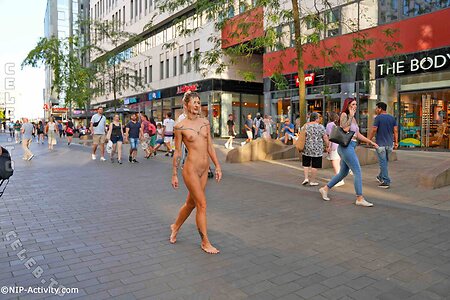 Nude in Public Nude Leaked Photo #2583