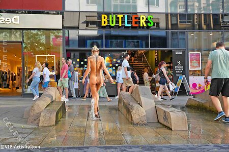 Nude in Public Nude Leaked Photo #2588