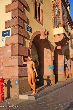 Nude in Public Nude Leaked Photo #2706