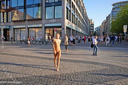 Nude in Public Nude Leaked Photo #2712
