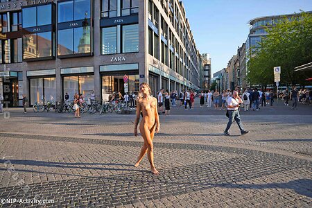 Nude in Public Nude Leaked Photo #2713