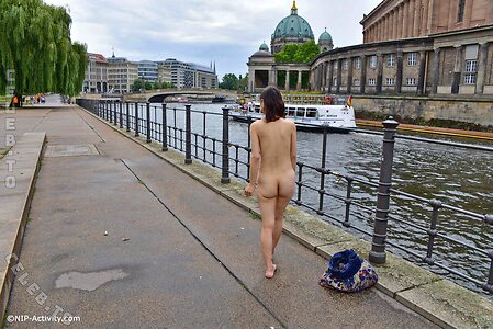 Nude in Public Nude Leaked Photo #2962