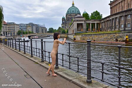 Nude in Public Nude Leaked Photo #2976
