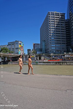 Nude in Public Nude Leaked Photo #3323