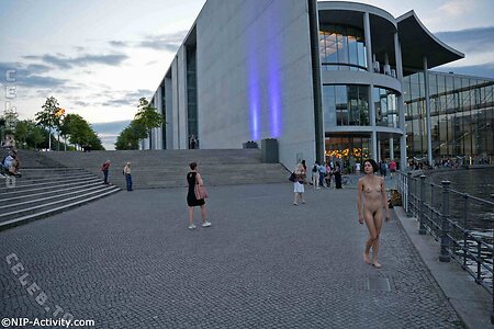 Nude in Public Nude Leaked Photo #3368