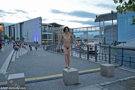 Nude in Public Nude Leaked Photo #3398