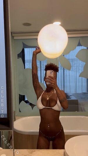 Nura Habib Omer Nude Leaked Photo #15