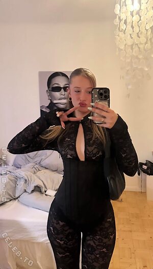 Nylaamriaa Nude Leaked Photo #16