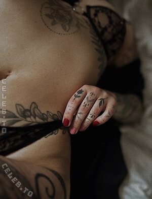 Ohmymind More Nude Photos