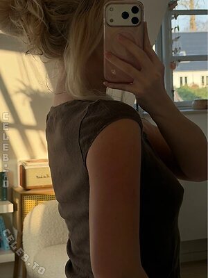 Olivia Krogh Nude Leaked Photo #116