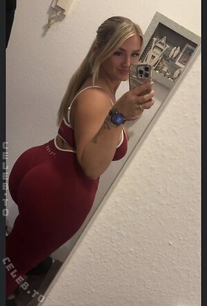 Onlygirlyouneed photo
