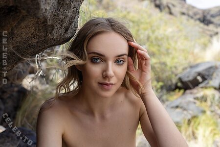 Oxana Chic Nude Leaked Photo #49