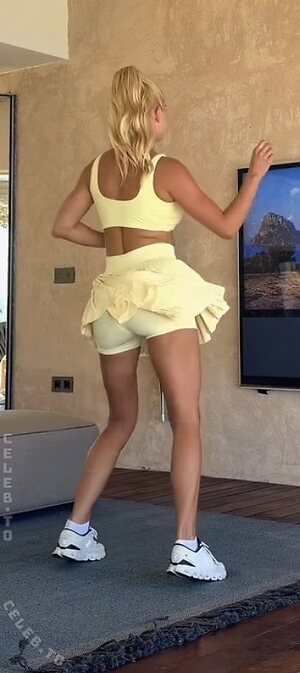 Pamela Reif Nude Leaked Photo #197