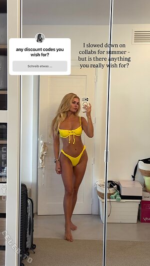 Pamela Reif Nude Leaked Photo #257