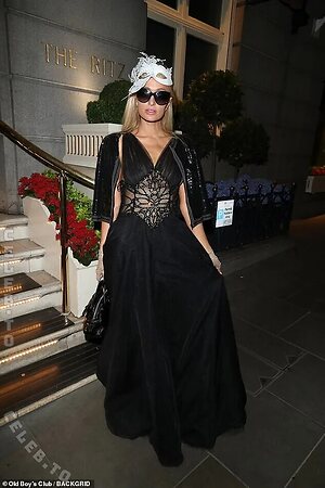 Paris Hilton Nude Leaked Photo #221