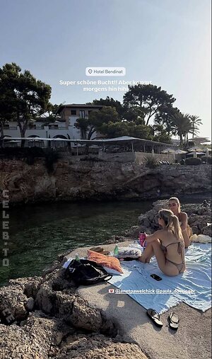 Paula Doeringer Nude Leaked Photo #404