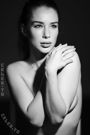 Paulina Pastuszczak Nude Leaked Photo #39