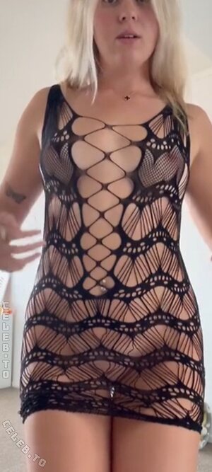 Phoebe Harris Nude Leaked Photo #460