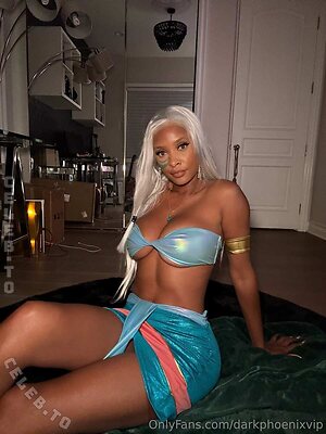 Phoenix Skye Nude Leaked Photo #16