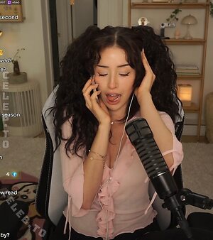 Pokimane Nude Leaked Photo #28