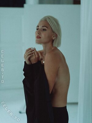 princessmaikelea Nude Leaked Photo #11