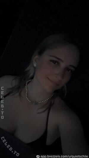 Quietschiie Nude Leaked Photo #14
