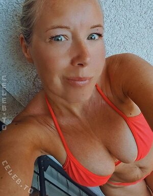 realangi0 Nude Leaked Photo #26
