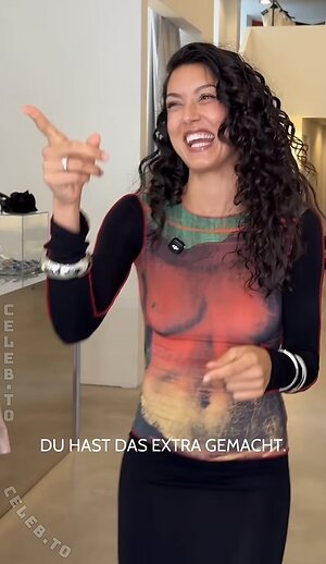 Rebecca Mir Nude Leaked Photo #13
