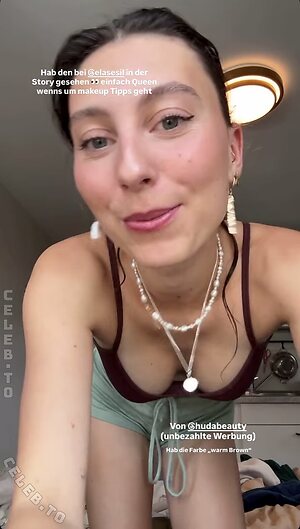 rebeccasbrow Nude Photos