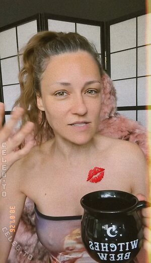Regina Hixt Nude Leaked Photo #14