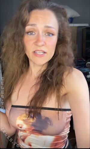 Regina Hixt Nude Leaked Photo #15