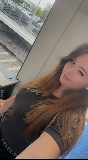 Rhyumi Nude Leaked Photo #6