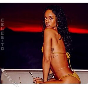 Rihanna Nude Leaked Photo #54