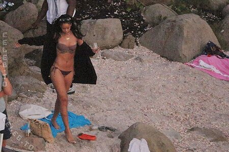 Rihanna photo
