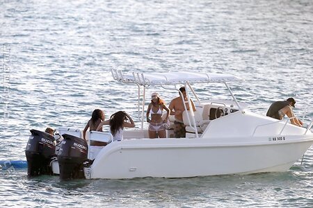 Rihanna Nude Leaked Photo #385