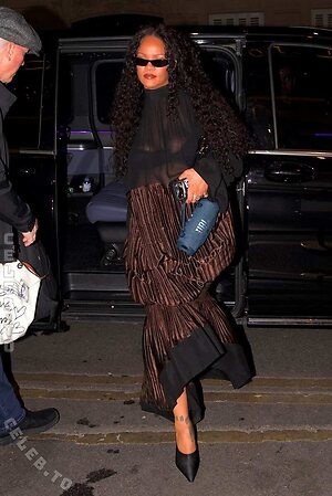 Rihanna photo