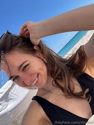 Riley Reid Nude Leaked Photo #476