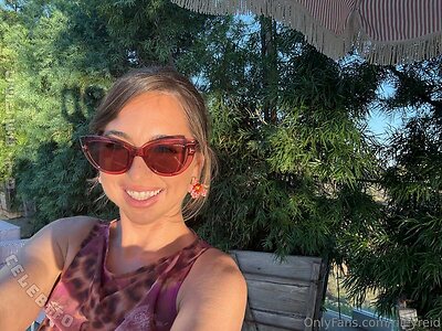 Riley Reid Nude Leaked Photo #701