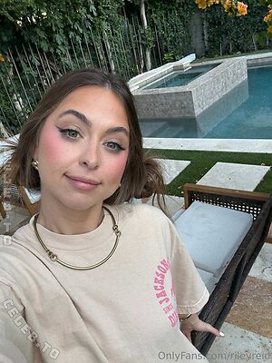 Riley Reid Nude Leaked Photo #807