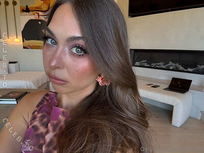 Riley Reid Nude Leaked Photo #855