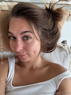 Riley Reid Nude Leaked Photo #891
