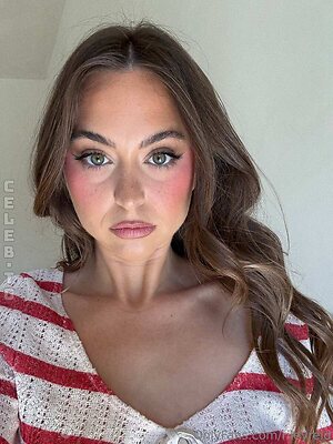 Riley Reid Nude Leaked Photo #899