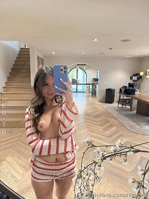 Riley Reid Nude Leaked Photo #916