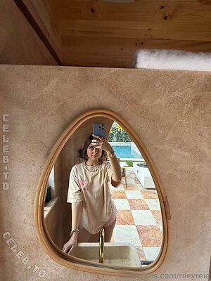 Riley Reid Nude Leaked Photo #949