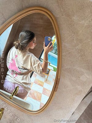 Riley Reid photo